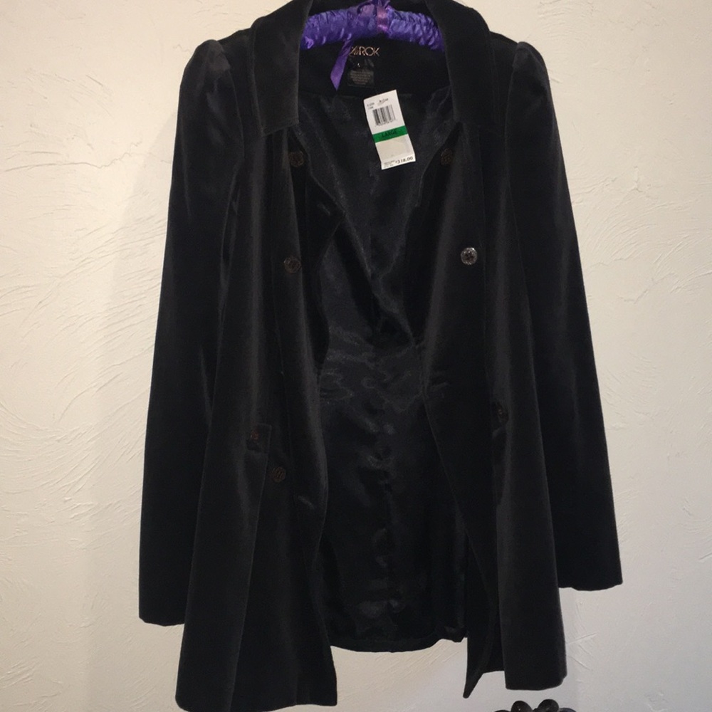 LaRok Soft Plum/Navy Button Front Coat